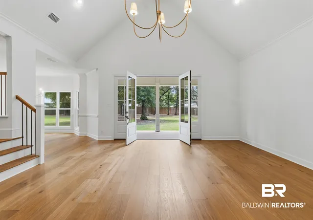 Photo 3 of Single family home for sale at 6120 Oakwood Ln, Fairhope, AL 36532 | MLS# 398960 | Listing updated on 2026-09-11