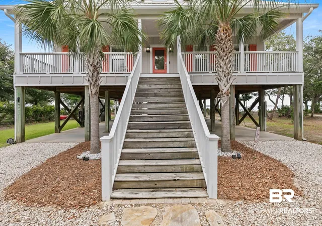 Photo 3 of Single family home for sale at 6802 Shore Dr, Elberta, AL 36530 | MLS# 397445 | Listing updated on 2026-09-04