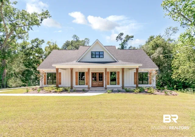 Photo 1 of Single family home for sale at 19159 S Section St, Fairhope, AL 36532 | MLS# 397879 | Listing updated on 2026-09-29