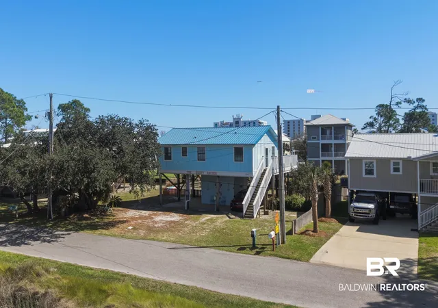 Photo 3 of Single family home for sale at 429 Creekview Ave, Gulf Shores, AL 36542 | MLS# 393817 | Listing updated on 2026-08-31
