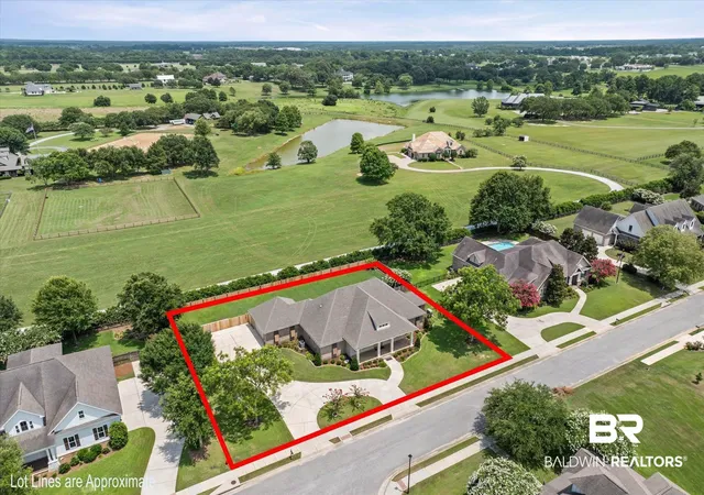 Photo 2 of Single family home for sale at 17663 Burwick Loop, Fairhope, AL 36532 | MLS# 399048 | Listing updated on 2026-10-20