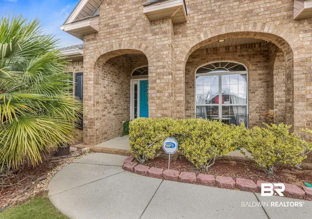 Photo 3 of Sale Pending at 630 Royal Troon Cir, Gulf Shores, AL 36542 | MLS# 391887 | Listing updated on 2026-09-03