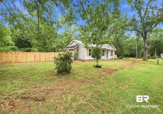 Photo 4 of Sale Pending at 1700 S Oak Street, Foley, AL 36535 | MLS# 409814 | Listing updated on 2026-09-10