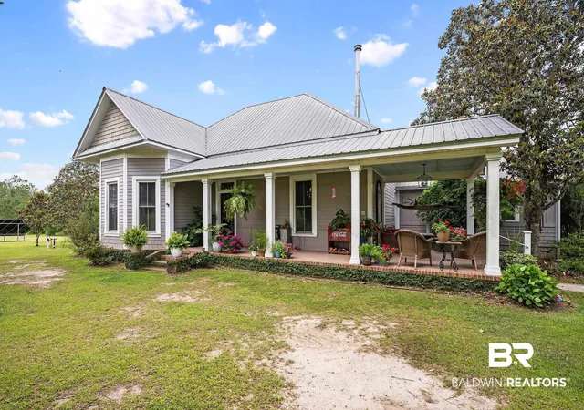 Photo 3 of Single family home for sale at 17501a Francis Harrell Rd, Elberta, AL 36530 | MLS# 397751 | Listing updated on 2026-08-11