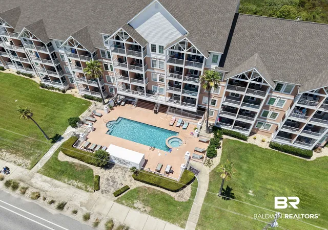 Photo 3 of Townhouse for sale at 572 E Beach Blvd #303, Gulf Shores, AL 36542 | MLS# 406468 | Listing updated on 2026-08-05