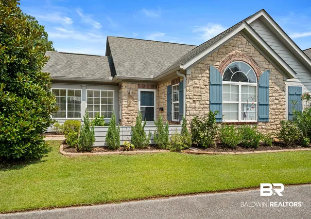 Townhouse for sale at 303 Wyld Palms Dr, Foley, AL 36535 | MLS# 400101