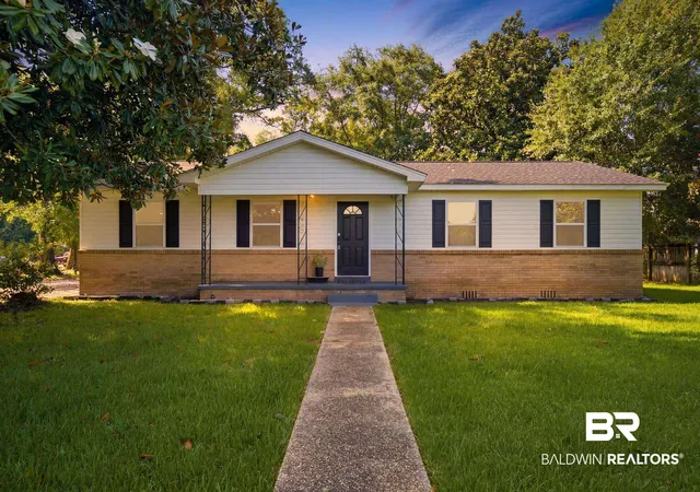 Photo 1 of Sale Pending at 901 W 7th Street, Bay Minette, AL 36507 | MLS# 398872 | Listing updated on 2026-08-30