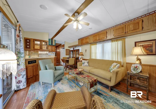 Photo 4 of Sale Pending at 286 Buena Vista Cir, Lillian, AL 36549 | MLS# 398616 | Listing updated on 2026-10-06