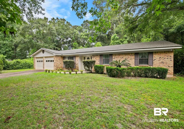 Photo 1 of Sale Pending at 300 Norwood Ct, Bay Minette, AL 36507 | MLS# 400034 | Listing updated on 2026-09-30