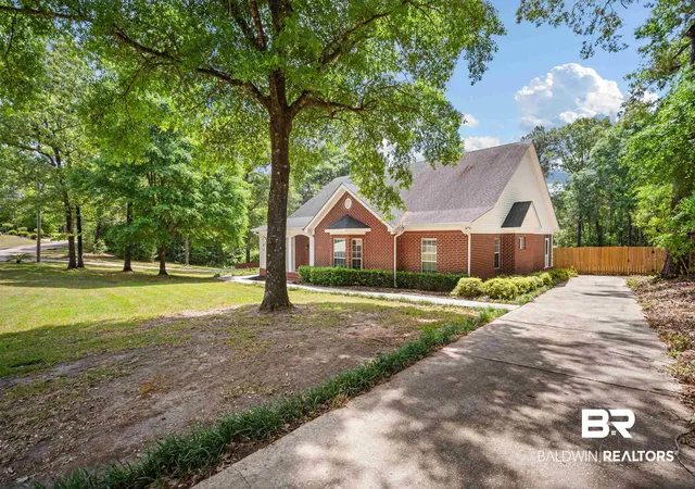 2nd image of 10360 Southern Oaks Dr, Saraland, AL 36571 | MLS# 395534