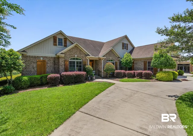 Photo 3 of Single family home for sale at 18985 Quail Crk Dr, Fairhope, AL 36532 | MLS# 398357 | Listing updated on 2026-08-27