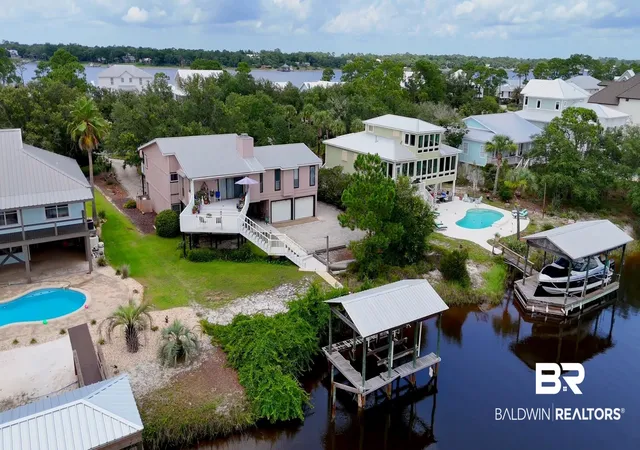 Photo 3 of Single family home for sale at 33108 Marlin Key Dr, Orange Beach, AL 36561 | MLS# 398830 | Listing updated on 2026-09-09