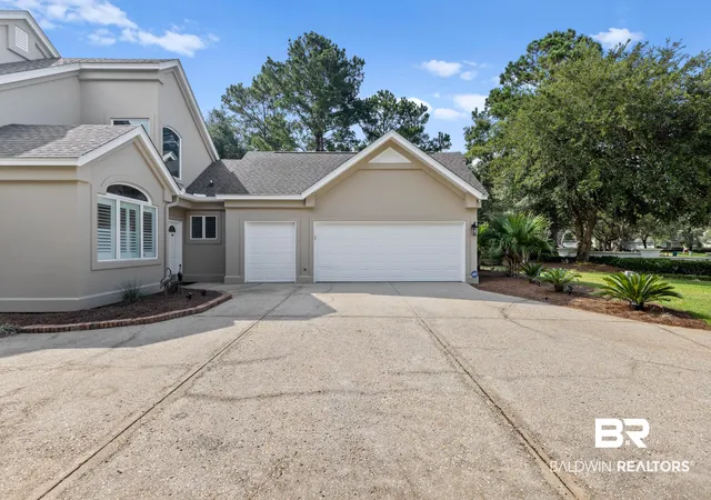 Photo 4 of Sale Pending at 735 E Saint Andrews, Gulf Shores, AL 36542 | MLS# 406688 | Listing updated on 2026-10-05