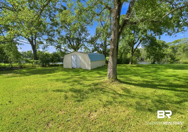 Photo 3 of Single family home for sale at 2250 Dog River Ct, Mobile, AL 36605 | MLS# 409365 | Listing updated on 2026-09-09