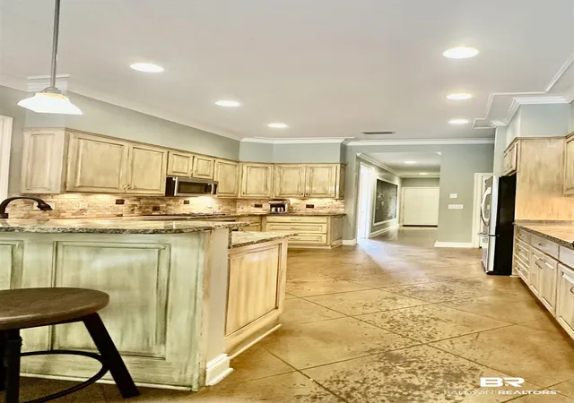 Photo 4 of Sale Pending at 109 Pebble Ct, Fairhope, AL 36532 | MLS# 392130 | Listing updated on 2026-09-03