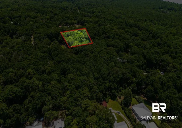 Photo 3 of Sale Pending at 19245 Wilson Ln, Fairhope, AL 36532 | MLS# 398570 | Listing updated on 2026-08-28