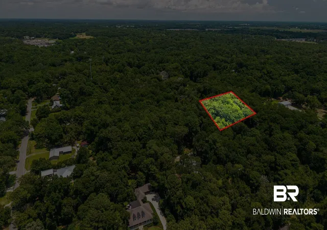 Photo 4 of Sale Pending at 19245 Wilson Ln, Fairhope, AL 36532 | MLS# 398570 | Listing updated on 2026-08-28