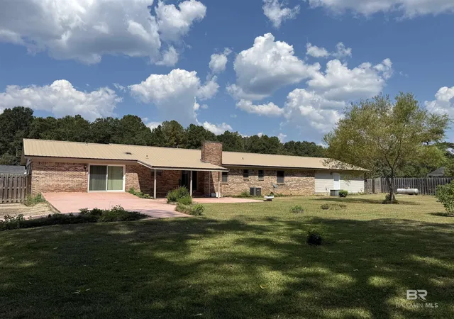 Homes for sale in Brewton, AL | 110 Woodmere Dr, Brewton, AL 36426 | MLS# 386298