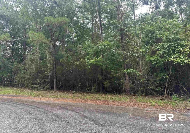 1st image of 7 Pine Ct, Saraland, AL 36571 | MLS# 398926