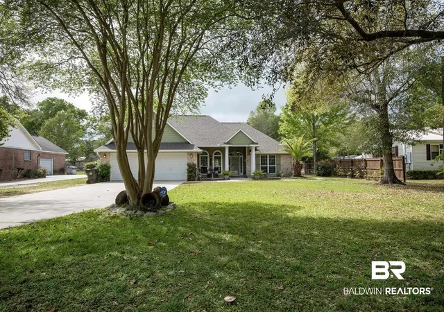 Photo 3 of Single family home for sale at 10093 Willis Rd, Foley, AL 36535 | MLS# 396479 | Listing updated on 2026-08-21