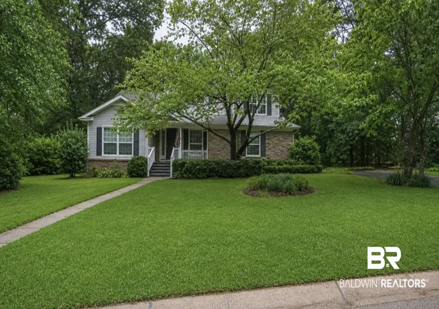 Photo 3 of Single family home for sale at 313 Beall Lane, Daphne, AL 36526 | MLS# 409448 | Listing updated on 2026-08-23