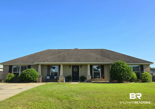 Photo 1 of Single family home for sale at 15636 Medway Ct, Foley, AL 36535 | MLS# 399532 | Listing updated on 2026-08-17