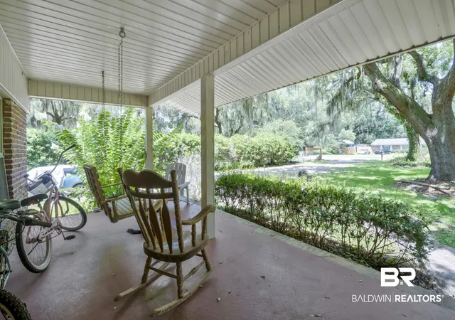 Photo 3 of Single family home for sale at 7079 Oak St, Milton, FL 32583 | MLS# 398893 | Listing updated on 2026-10-05