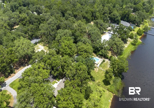 72nd image of 7079 Oak St, Milton, FL 32583 | MLS# 398893