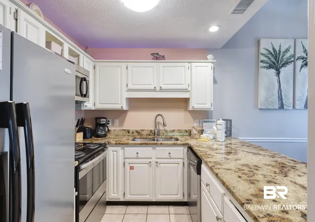 Photo 4 of Townhouse for sale at 507 W Beach Blvd #304, Gulf Shores, AL 36542 | MLS# 371341 | Listing updated on 2026-10-20