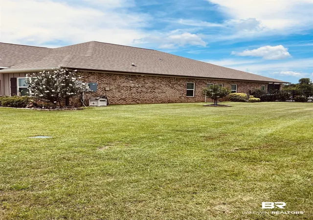Photo 2 of Sale Pending at 21427 Yosemite Blvd, Fairhope, AL 36532 | MLS# 398304 | Listing updated on 2026-08-02