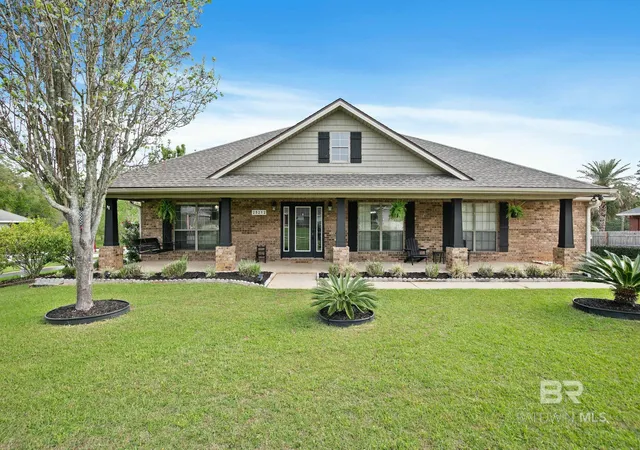 Homes for sale in Loxley, AL | 25212 Raynagua Boulevard, Loxley, AL 36551 | MLS# 394428