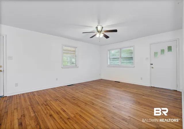 Photo 2 of Single family home for sale at 32153 Buzbee Rd, Daphne, AL 36527 | MLS# 383397 | Listing updated on 2026-09-10