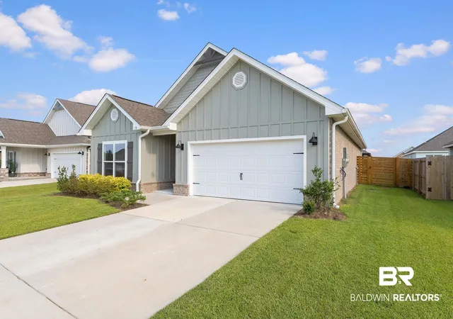 Photo 3 of Single family home for sale at 170 Preston Way, Gulf Shores, AL 36542 | MLS# 398966 | Listing updated on 2026-10-17