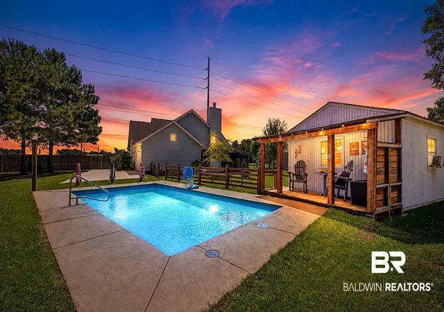 Photo 3 of Sale Pending at 18803 County Rd 33, Fairhope, AL 36532 | MLS# 409081 | Listing updated on 2026-09-09