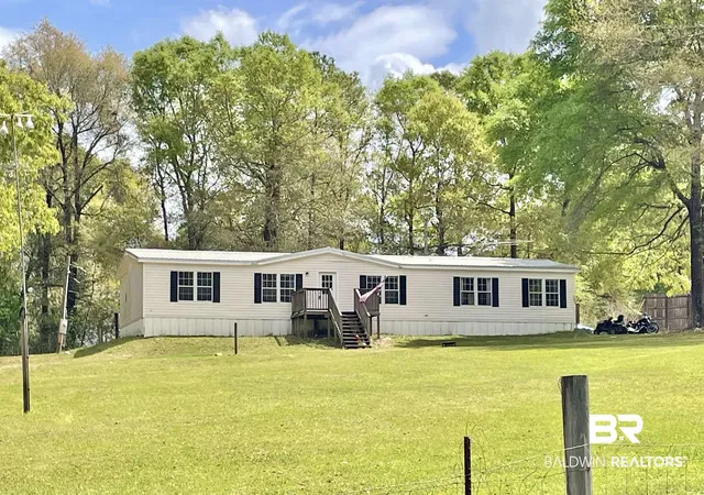 2nd image of 281 Lambeth Rd, Flomaton, AL 36441 | MLS# 394372