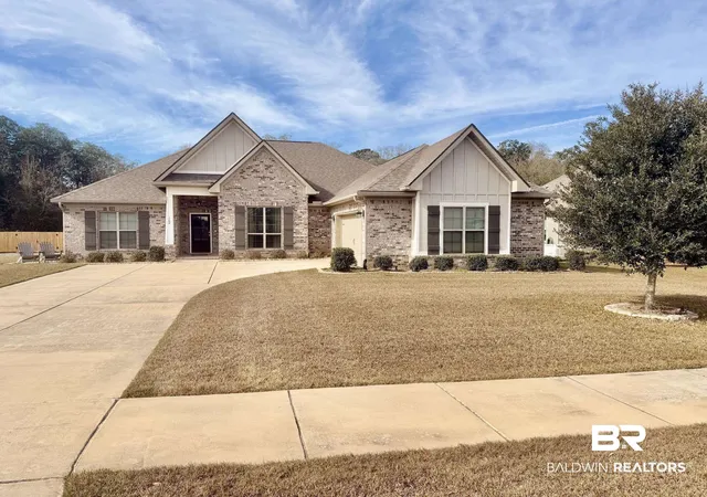 Photo 1 of Single family home for sale at 168 Ornate Ave, Fairhope, AL 36532 | MLS# 398904 | Listing updated on 2026-09-14