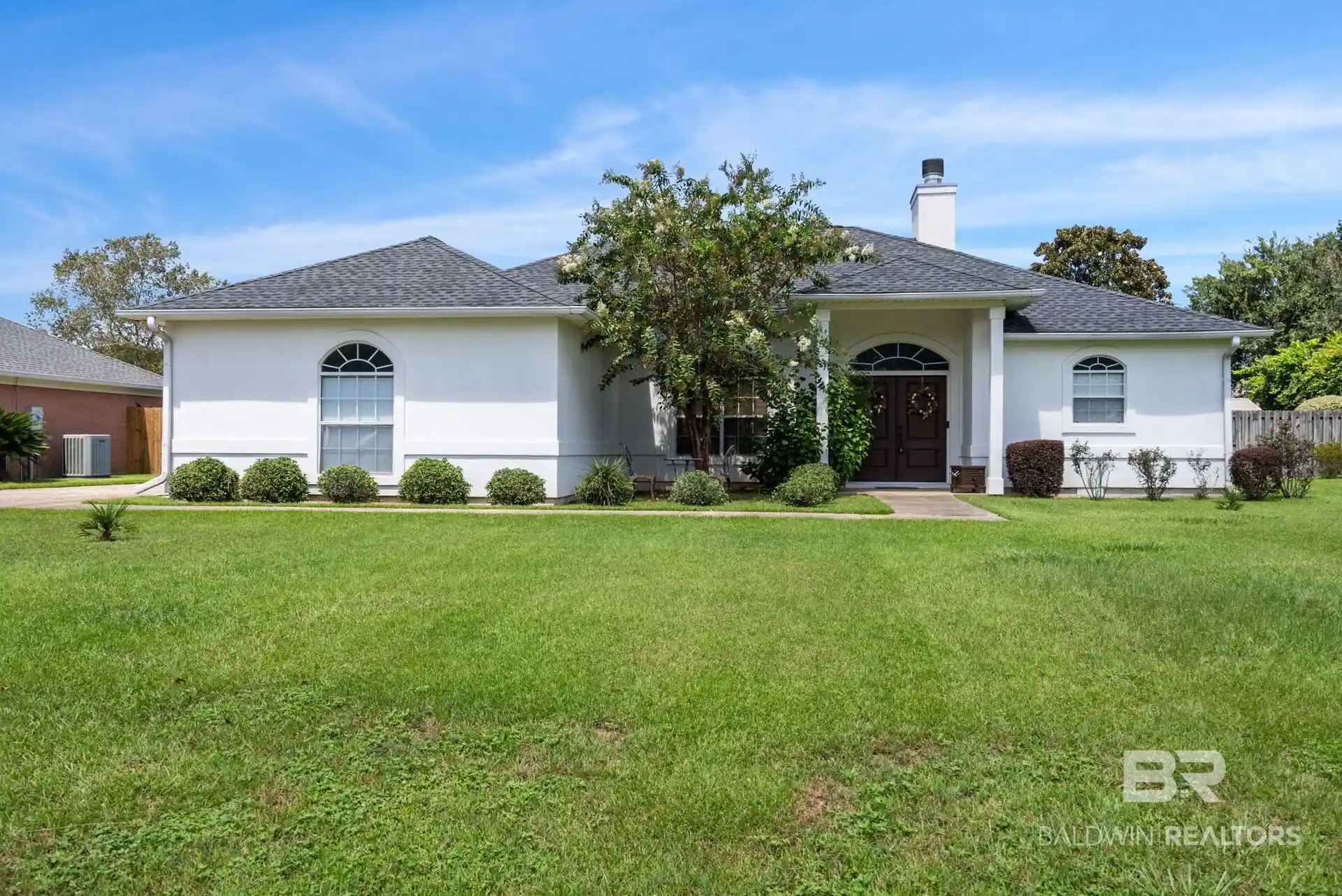 Photo 1 of Single family home for sale at 219 Driftwood Ave, Fairhope, AL 36532 | MLS# 412209 | Listing updated on 2026-10-27