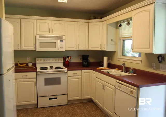 Photo 4 of Single family home for sale at 516 W Marigold Ave, Foley, AL 36535 | MLS# 396618 | Listing updated on 2026-09-09