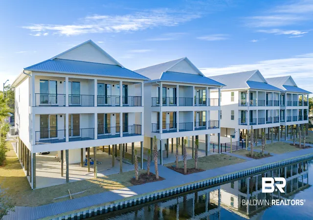 Photo 2 of Townhouse for sale at 840 Gulf Shores Parkway #2101, Gulf Shores, AL 36542 | MLS# 409630 | Listing updated on 2026-09-03