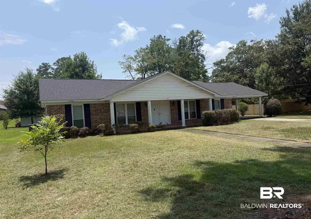1st image of 107 Davison Street, Brewton, AL 36426 | MLS# 400091