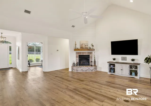 Photo 4 of Single family home for sale at 28664 Stormy Crk Ln, Robertsdale, AL 36567 | MLS# 386520 | Listing updated on 2026-10-26