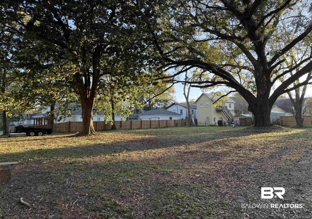 Photo 2 of Land for sale at 208 Oswalt St, Fairhope, AL 36532 | MLS# 393941 | Listing updated on 2026-08-02
