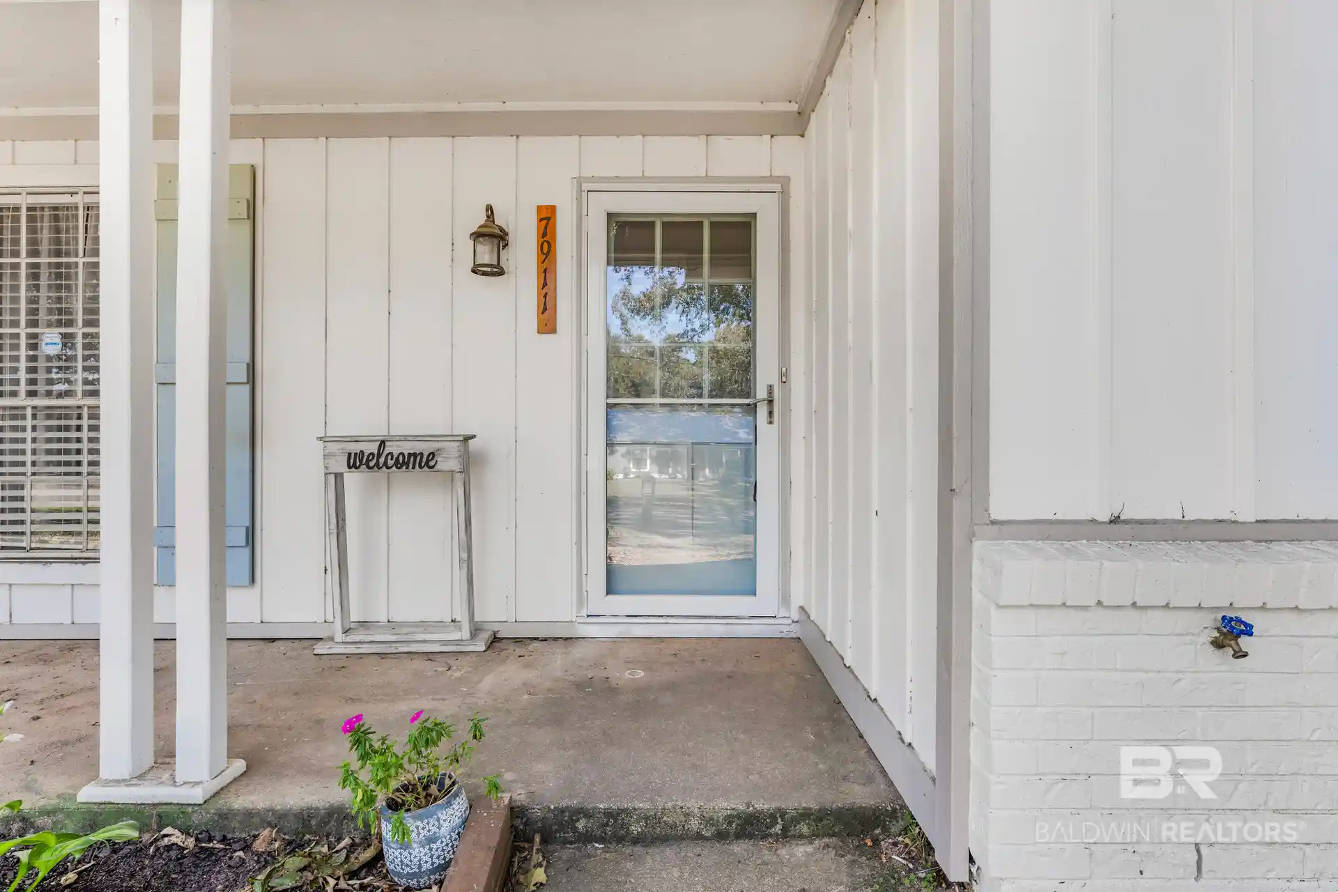 Photo 1 of Sale Pending at 7911 Country Dr, Mobile, AL 36619 | MLS# 412530 | Listing updated on 2026-10-29