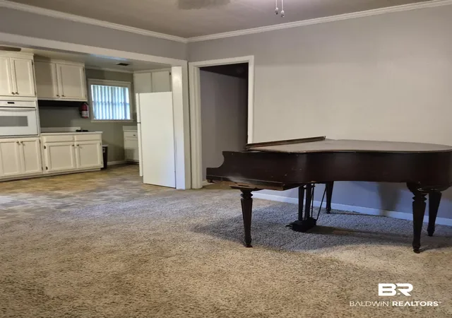 3rd image of 105 Elizabeth St, Evergreen, AL 36401 | MLS# 390446