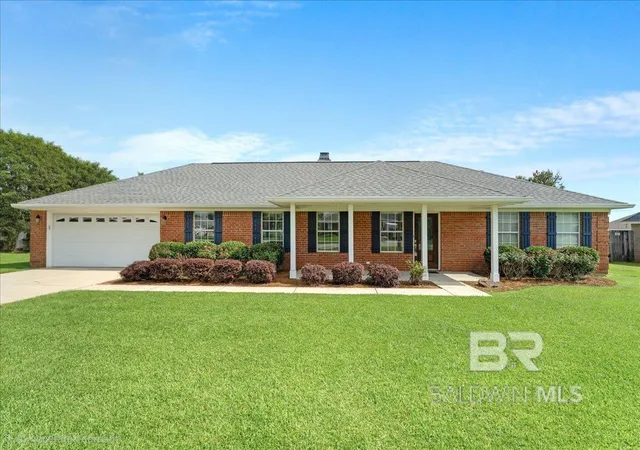 Homes for sale in Robertsdale, AL | 19660 O'grady Avenue, Robertsdale, AL 36567 | MLS# 398941