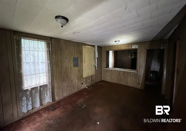 Photo 3 of Single family home for sale at 712 Tate Ct, Mobile, AL 36610 | MLS# 398385 | Listing updated on 2026-09-18