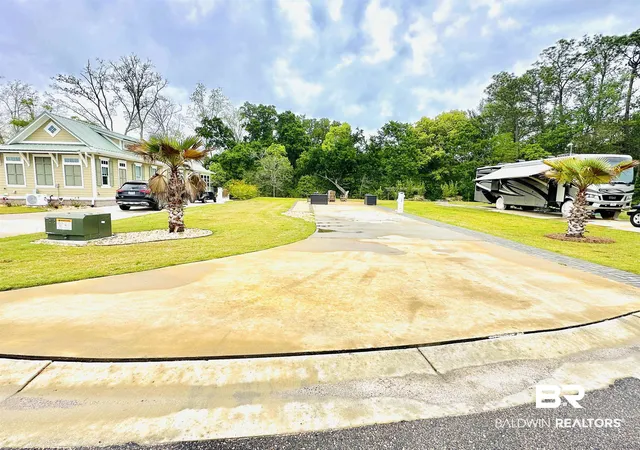 Photo 1 of Land for sale at 12477 Gateway Dr, Elberta, AL 36530 | MLS# 394792 | Listing updated on 2026-07-24