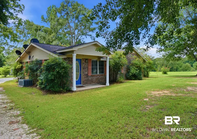 Photo 3 of Single family home for sale at 15780 Dogwood Rd, Bay Minette, AL 36507 | MLS# 407149 | Listing updated on 2026-08-10