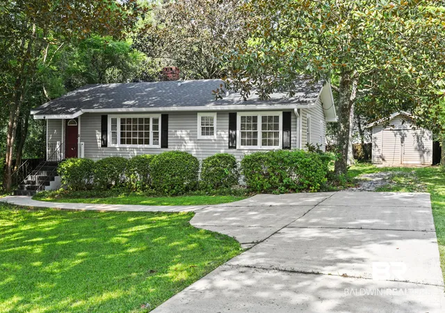 Photo 4 of Single family home for sale at 1009 W Pinewood Dr, Mobile, AL 36618 | MLS# 406552 | Listing updated on 2026-09-11