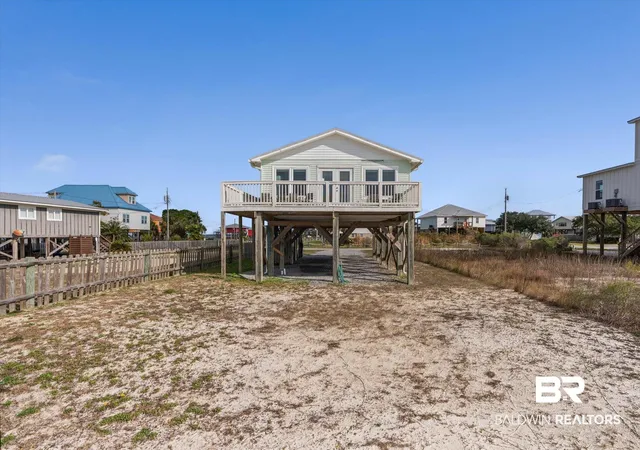 Photo 22 of Sale Pending at 2423 Choctaw Rd, Gulf Shores, AL 36542 | MLS# 389903 | Listing updated on 2026-08-17
